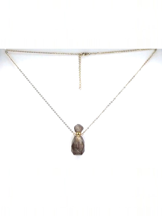 Ketting met Rookkwarts parfumflesje.