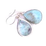 925/000 zilveren oorbellen gemaakt met Larimar