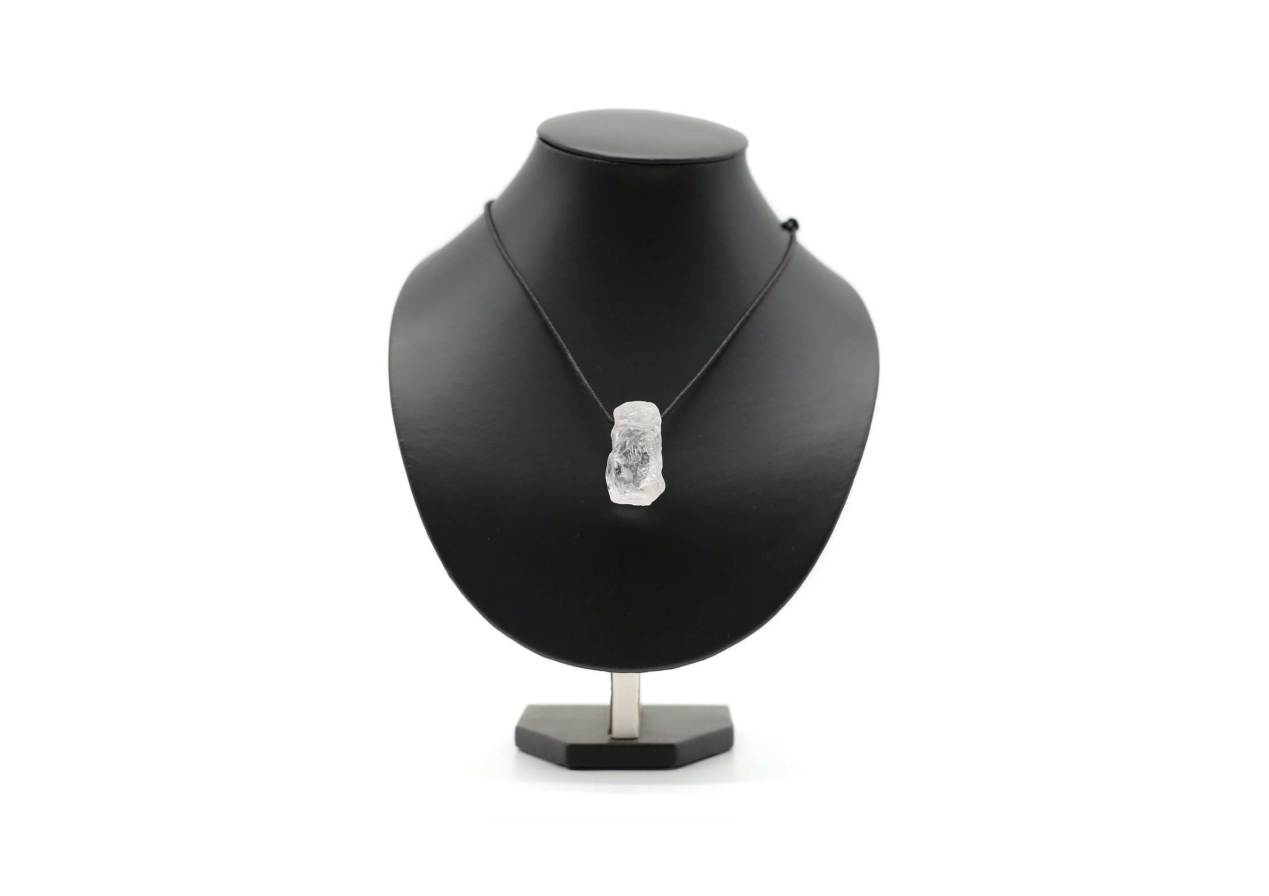Ruwe Bergkristal Amulet/Hanger aan lederen koord - Afbeelding 2